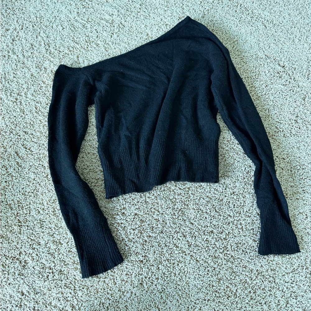 Asymmetrical Black One-Shoulder Sweater